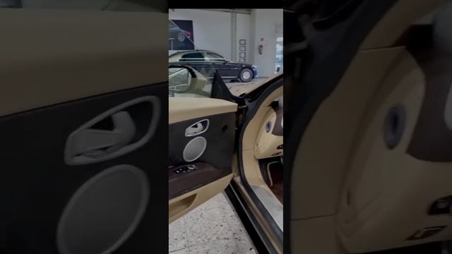 ⚡Aston Martin DB 11 Volante- [Walkaround] смотреть онлайн