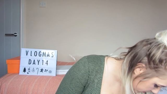 VLOGMAS DAY 14 - HUGE BLOGGER MAIL HAUL UNBOXING | AMBER HOWE смотреть онлайн