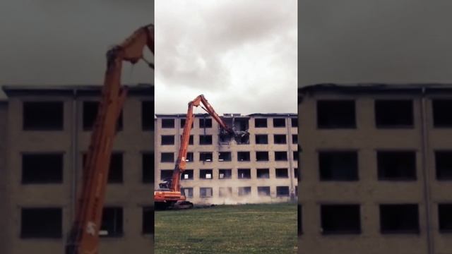 В Нарве на ул. Выйду начался снос бывшего общежития смотреть онлайн