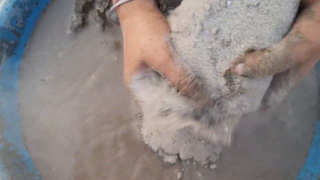 ASMR 600🥳🎂 super soft dusty sand cement bars🧱crumbling in water💦 #asmr #cement #sleepaid #goal1k смотреть онлайн