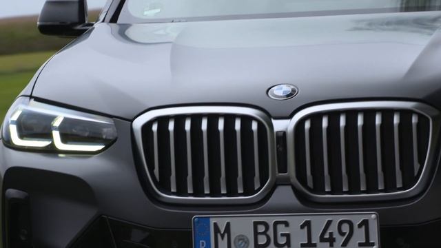 2022 BMW X3 in Action смотреть онлайн