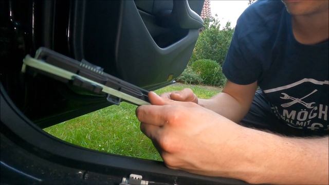 Mercedes E Klasse W213 Innenraumfilter erneuern смотреть онлайн