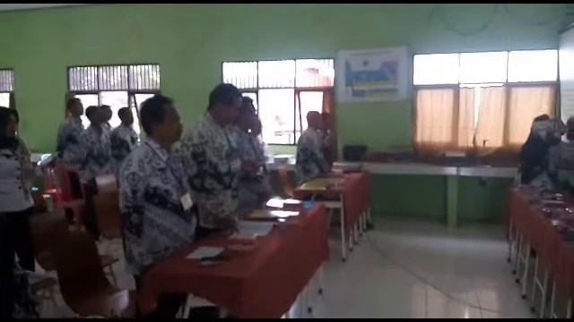 PGRI Hatungun Tolak Hoax смотреть онлайн