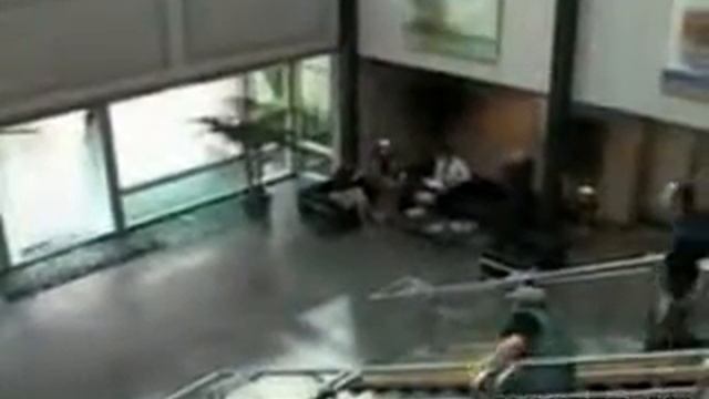 Попал электрик смотреть онлайн