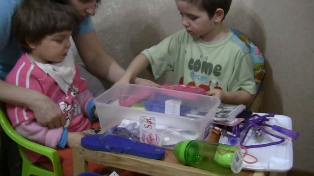 Распаковка Подарков От Миссия Добрый Самаритянин 10/03/2017 смотреть онлайн