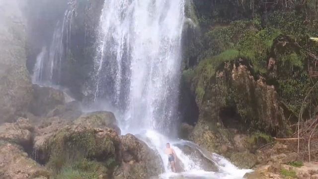 Ruta de las 3 cascadas Anna (zonas de baño) смотреть онлайн