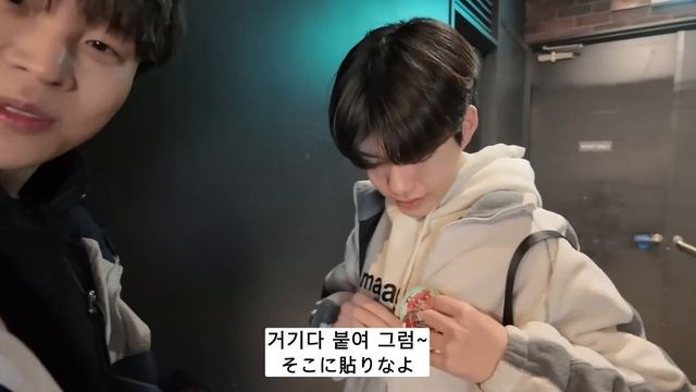 한일BL커플) 일본일상vlog | 일본인 남친 생일맞이로 가는 실내 테마파크 조이폴리스 ~!🎪👾 | 처음먹는 일본 체인점 잇푸도 라멘 댕존맛 !🍜 | 몬슨카페 | 사이제리야 смотреть онлайн