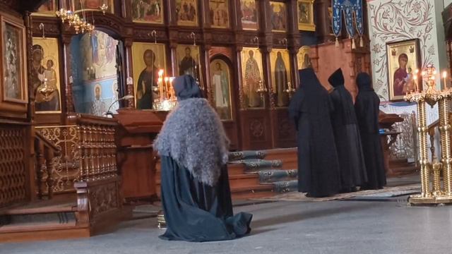 МОЛИТВА НА ЛИТУРГИИ ПРЕЖДЕОСВЯЩЕННЫХ ДАРОВ |«ДА ИСПРАВИТСЯ МОЛИТВА МОЯ» В ИСПОЛНЕНИИ ХОРА МОНАСТЫРЯ смотреть онлайн