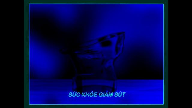 Quảng cáo Viên sủi Plusssz Max "Nào ta cùng bật lên sức sống" (2010) in Group смотреть онлайн