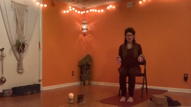 Brighten Up Chair Yoga смотреть онлайн