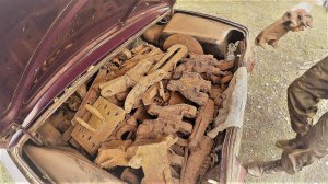 Попал под раздачу мощных находок. Коп металлолома высшего сорта. Копаю вторые сутки напролёт.