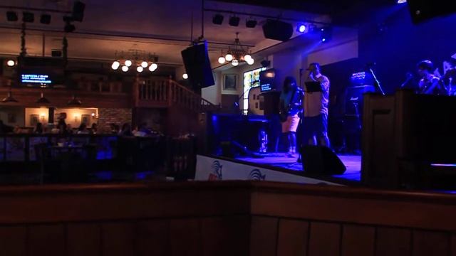 Группа "Отдельная история" в ресторане "Максимиллианс" 3 смотреть онлайн