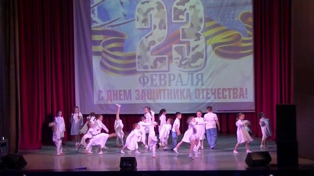 танцевальный коллектив "Юнити" - "Мир без войны" смотреть онлайн