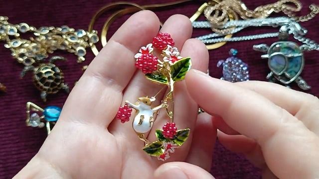 180. Современная бижутерия. Броши, цепочки - мои "долги"). Безель. Киркс Фолли. смотреть онлайн