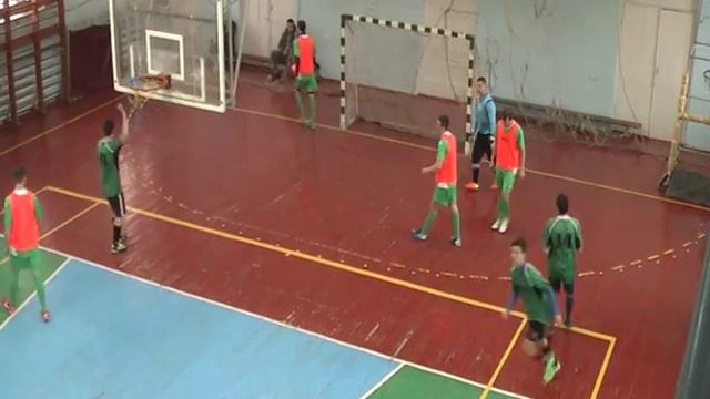 Цемент-Зирка первый тайм смотреть онлайн