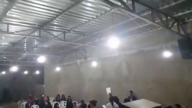 Círculo De Oração Louvando