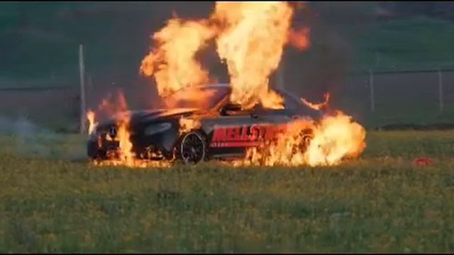 Венгалби сжег машину е63😱😱.