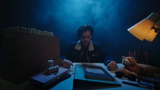 Riverdale | Jughead enters Betty's mind and remembers their first kiss | Season 6, Episode 14 (HD) смотреть онлайн