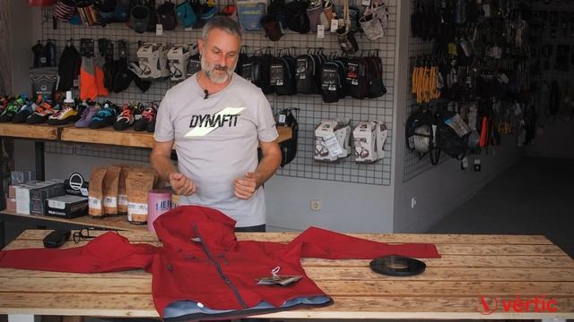 Patagonia M’s TRIOLET JKT смотреть онлайн