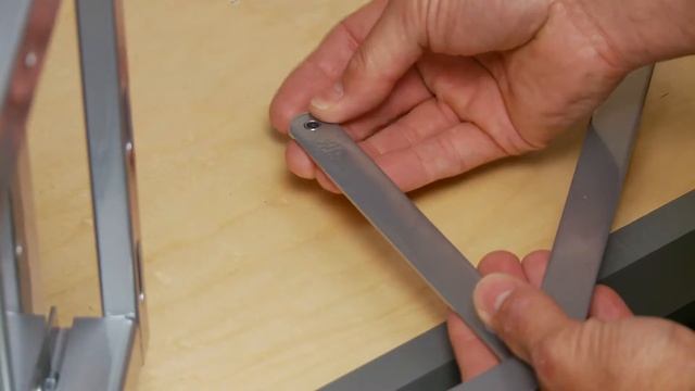 Installation Video — Sliding Door Corner Organizer смотреть онлайн