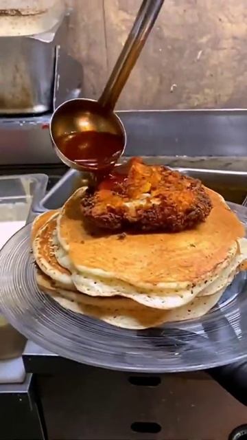 KFC Fried Chicken Pancakes 🥞🤯 #shorts #food #streetfood #kfc #friedchicken #trending