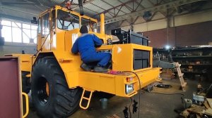 Заканчиваем сборку трактора КИРОВЕЦ К-701 на продажу