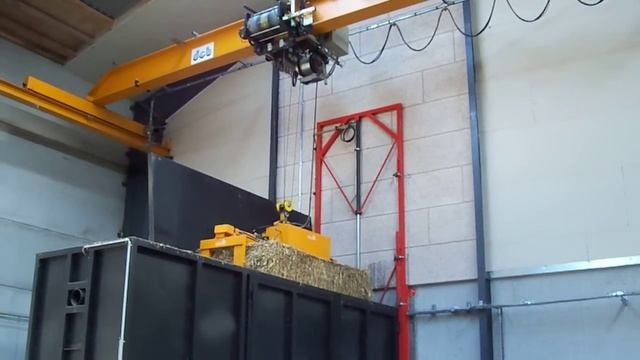 LIN-KA Energy: Straw bale boiler feeder system: 2 of 3