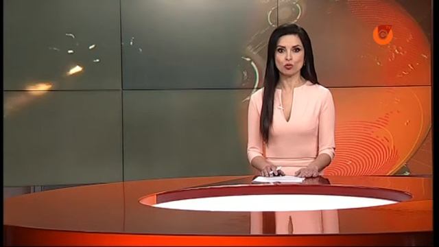 В центре Мариуполя горел частный дом смотреть онлайн
