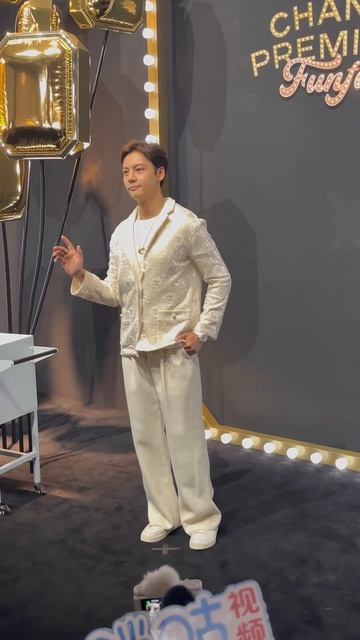 CHANEL BE PREMIERE 腕錶遊樂場 陳偉霆 || C-Oli的微博视频 20230331 / WilliamChan 陳偉霆你是我唯一 смотреть онлайн