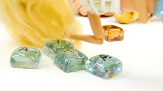 Кукла Барби нашла кольцо! Неужели Кен изменил Барби?! Ищем подсказки с Тойклаб смотреть онлайн