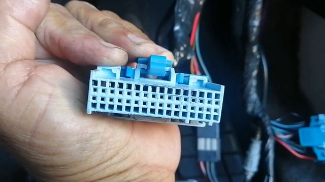 CON QUE LIMPIAR LOS ARNÉS Y CONECTORES DE COMPUTADORA DE CHEVY смотреть онлайн