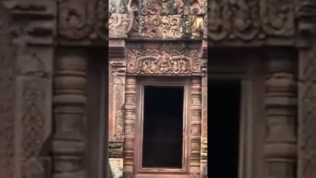 BANTEAY SREI TEMPLE, ANGKOR WAT, CAMBODIA