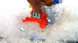 Маленькие Робокары заблудились в лесу! Тук Тук Шоу - Развивающие видео про машинки для детей