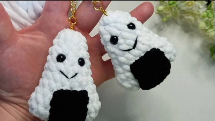 онигири своими руками брелок для рюкзака или сумки смотреть онлайн