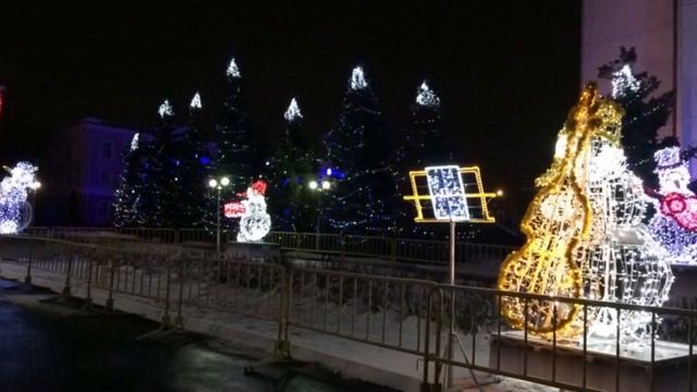 VLOG:Подготовка к Новому 2018 Году на центральной площади/Семейная прогулка/Развлечения для Детей! смотреть онлайн