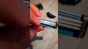 Оригинал Gillette Mach3 и копия из китая