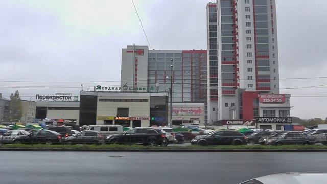 22.10.2016 Улица  Краснококшайская в Казани. 02754