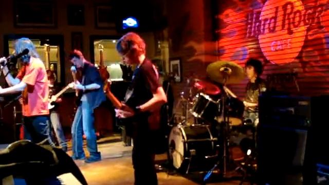 Axis Music Academy Performance at the Hard Rock Cafe Detroit - Brad Morin смотреть онлайн