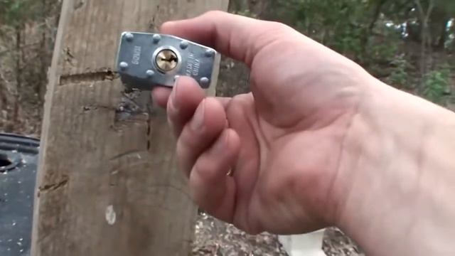 Какой пулей можно отстрелить замок смотреть онлайн