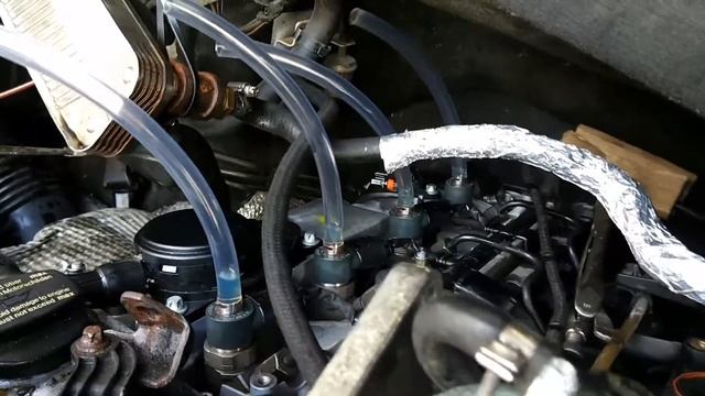 Leak off Test on Connie the Connector (T1 2002 2.1l 311 Mercedes Sprinter) смотреть онлайн