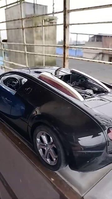 Bugatti Veyron 1:12 Scale RC Model | #shorts смотреть онлайн