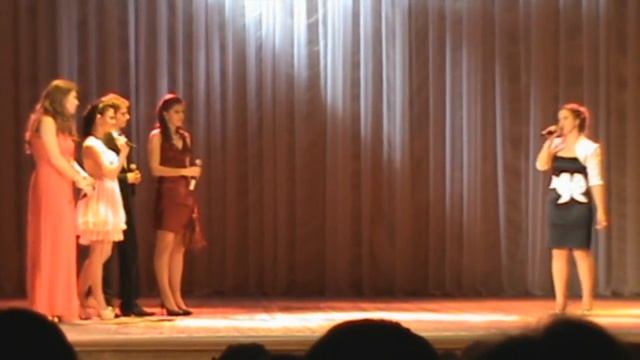Выпускной концерт 2012 - Сценка завучей.avi смотреть онлайн
