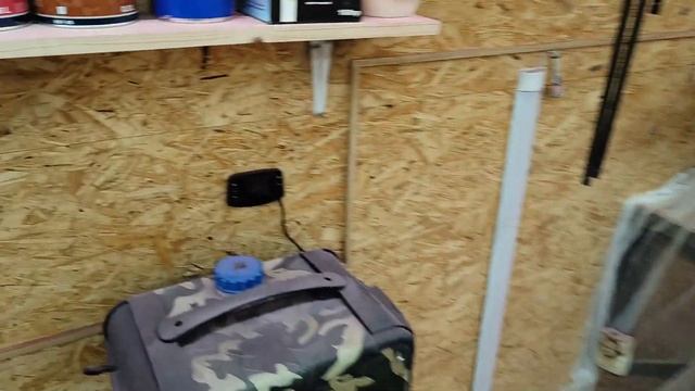 Покраска мелкого пластика \ Снова подорвало краску \ Автономка умирает Е-06, Е-07, Е-10 смотреть онлайн