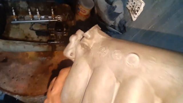 limpeza do corpo de injeção do Santana EFI 2.0 evidência. смотреть онлайн