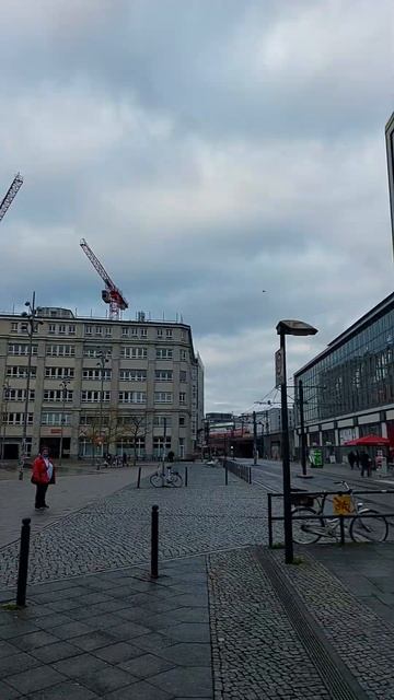 Германия 🇩🇪 в Берлин телеком башня смотреть онлайн