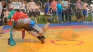 Турнир по татарской борьбе 'куреш' в Комсомольске на Сабантуе 2017