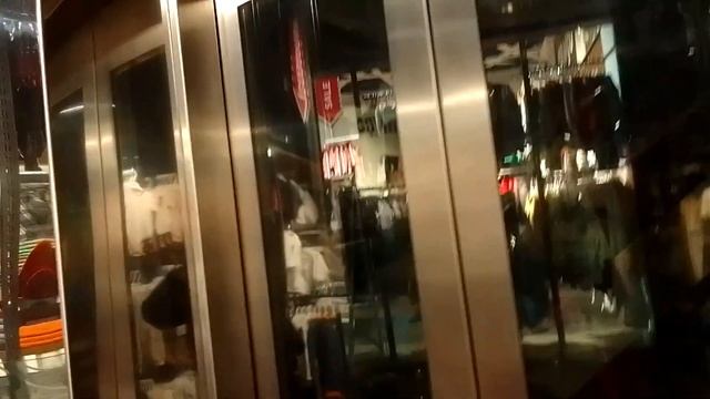 [Very Annoying Motor!] OTIS 2000 Lift @ ??? Store, Taksim, Beyoğlu, Istanbul, Turkey смотреть онлайн
