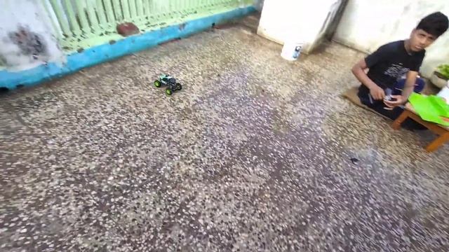 VibeX Rechargeable Rock Crawle 4WD 2.4 Ghz 4× RC Monster Truck flipkart iskem #viral #rock #rc #car смотреть онлайн