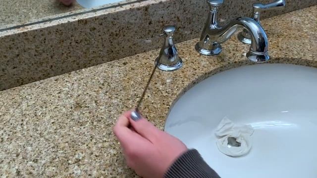 How to Remove a Bathroom Split Faucet Handle That Has No Screws - Tutorial смотреть онлайн