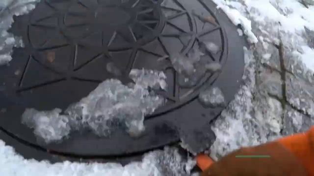 Засор унитаза. Стоит весь этаж.